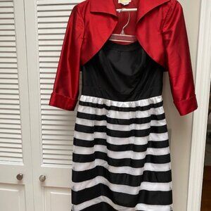 White House/Black Market Black/White Strapless Mini Dress in Size 6